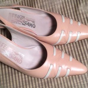 Salvatore Ferragamo light pink leather sling back heels